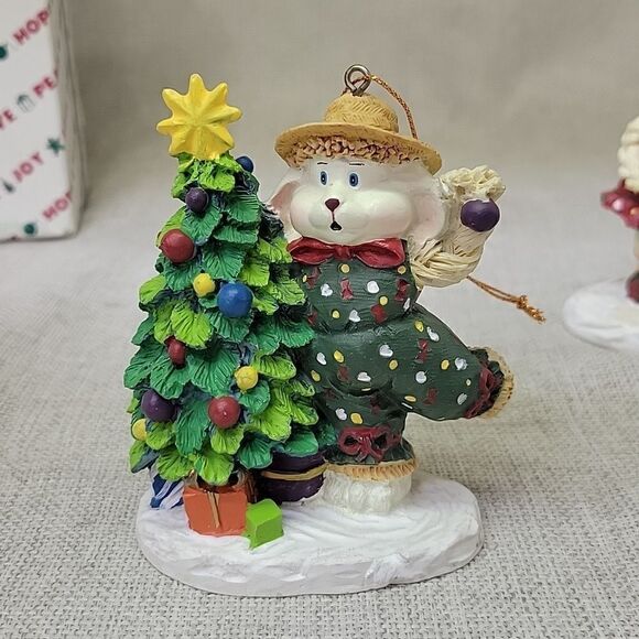 House of Lloyd Christmas Around the World Getting Ready For Christmas hip & hop - Picture 2 of 8
